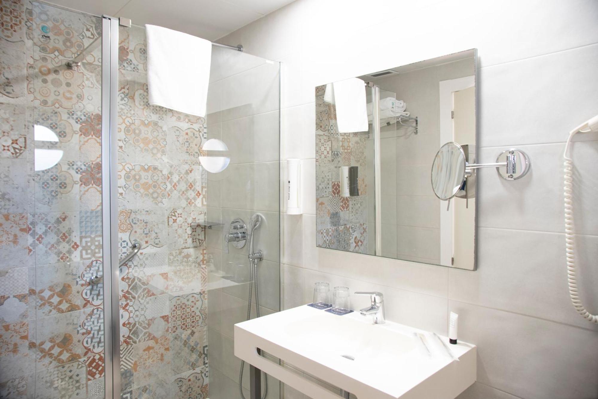 Chambre Double ou Lits Jumeaux